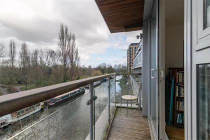 Beautiful Waterfront 1BD Flat - Bethnal Green - image 20