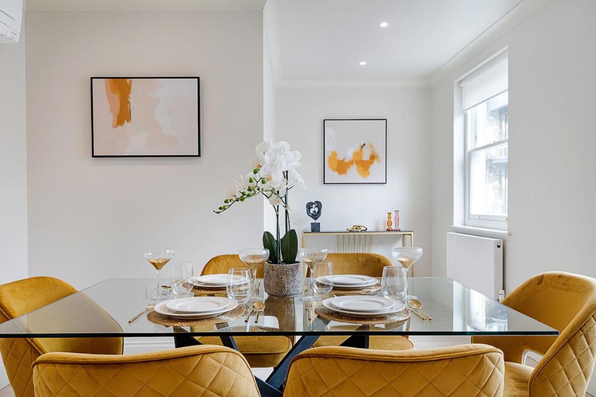 Marble Arch Suite 4-Hosted by Sweetstay - image 7