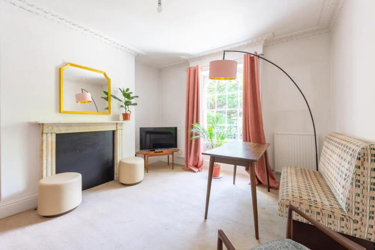 Charming & Central 2BD Flat - Islington - main image