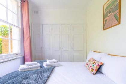 Charming & Central 2BD Flat - Islington - image 15