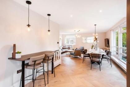 Ultra Luxury Central London 3Bed Apartment - image 4