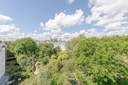 Compact & Light Studio Flat - Ladbroke Grove - image 11