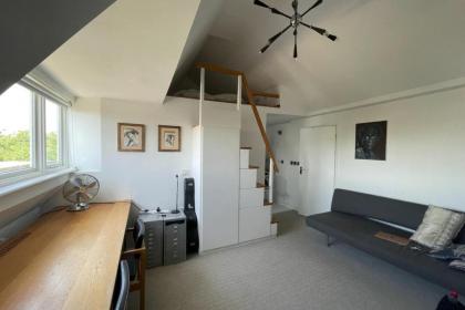 Compact & Light Studio Flat - Ladbroke Grove - image 7