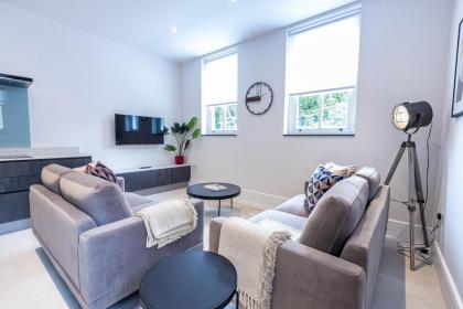 Premier London Apartments Near Camden markets & very close to tube stations by Sojo Stay - image 11