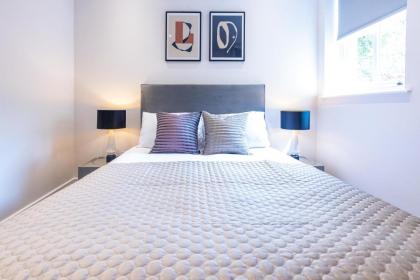 Premier London Apartments Near Camden markets & very close to tube stations by Sojo Stay - image 14