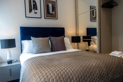 Premier London Apartments Near Camden markets & very close to tube stations by Sojo Stay - image 7