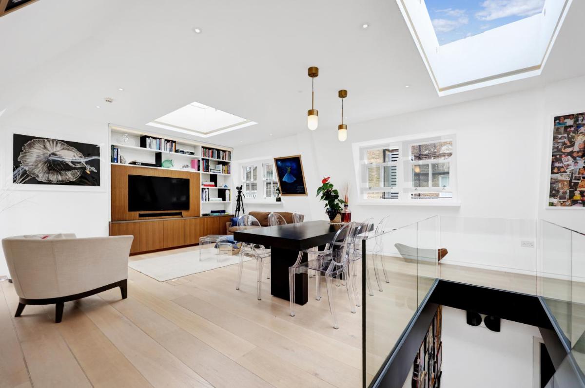 Luxury 3 Bed House by Hyde Park Bayswater - main image