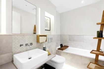 Luxury 3 Bed House by Hyde Park Bayswater - image 15