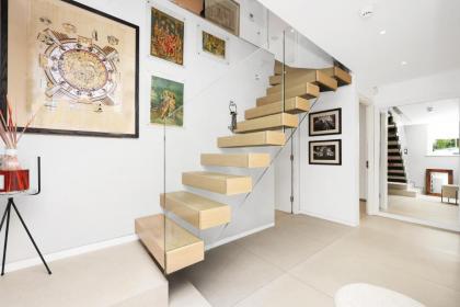 Luxury 3 Bed House by Hyde Park Bayswater - image 16