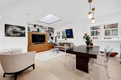 Luxury 3 Bed House by Hyde Park Bayswater - image 18