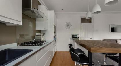 The Abbey Road Apartments - image 19