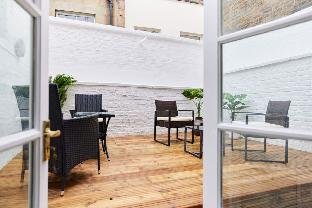 The South Kensington Wonder - Trendy 3BDR House with Garden - image 5