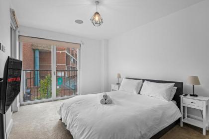 Londwell Heart of Notting Hill Balcony Suite Luxury - image 11