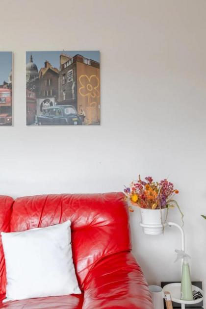 Central 2BD Flat with Balcony - Shoreditch - image 11