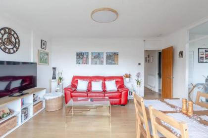 Central 2BD Flat with Balcony - Shoreditch - image 14