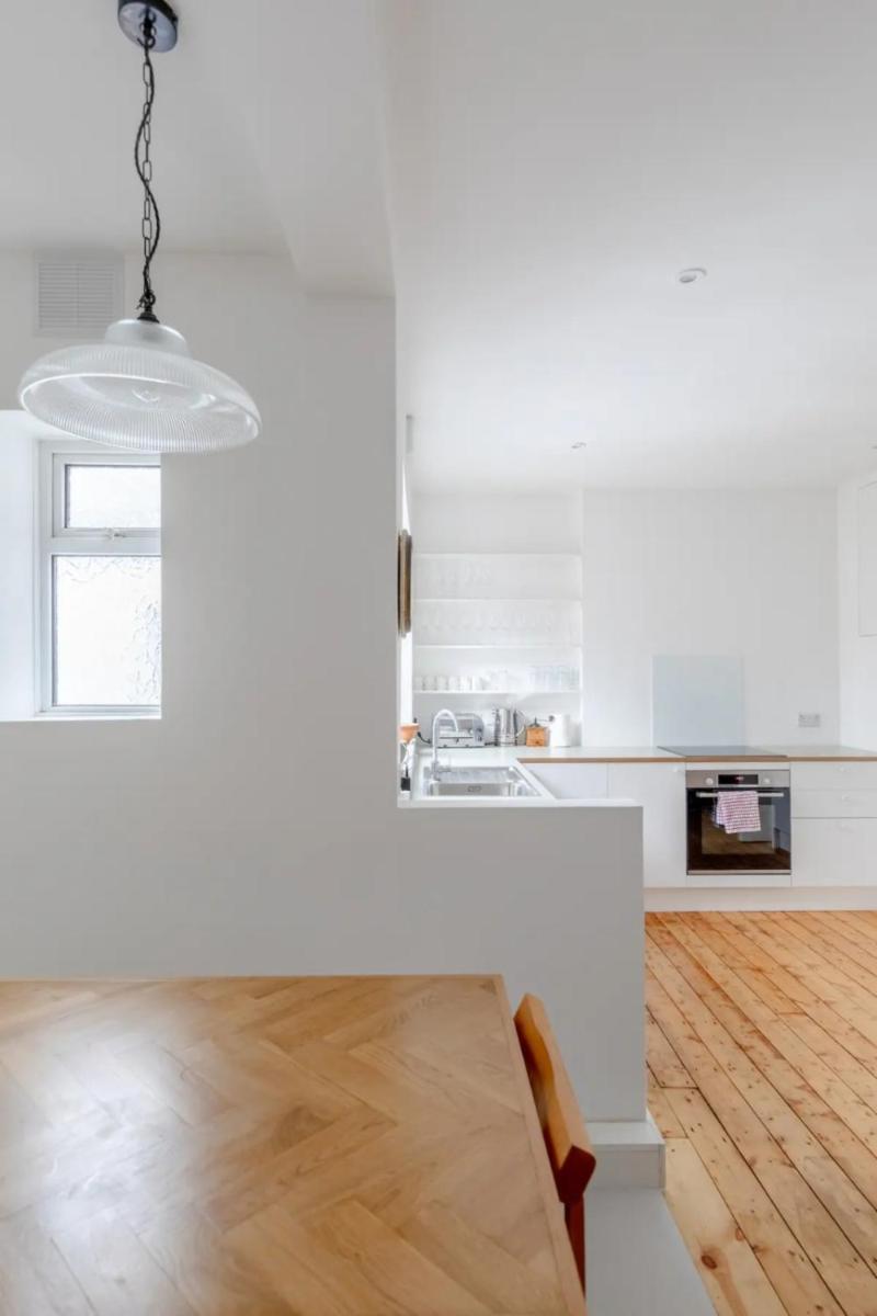 Bright 2BD Flat - 4 min walk to Hampstead Heath - image 3