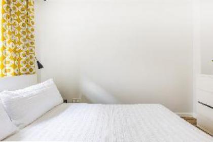 Fast Wifi | Pet-friendly | Sleeps 6 - image 7