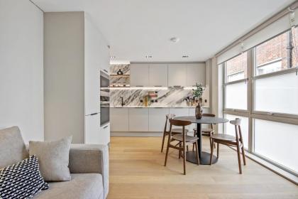 Bow Lane by Q Apartments - image 2