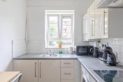 Central & Spacious 1BD - Camden Town - image 16