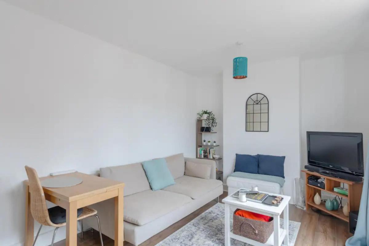 Bright & Calming 1BD Flat - Islington - image 4