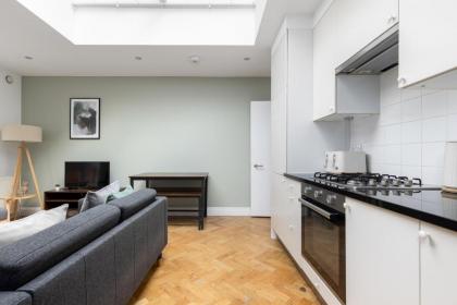 The Shepherd's Bush Luxury Villas - image 12