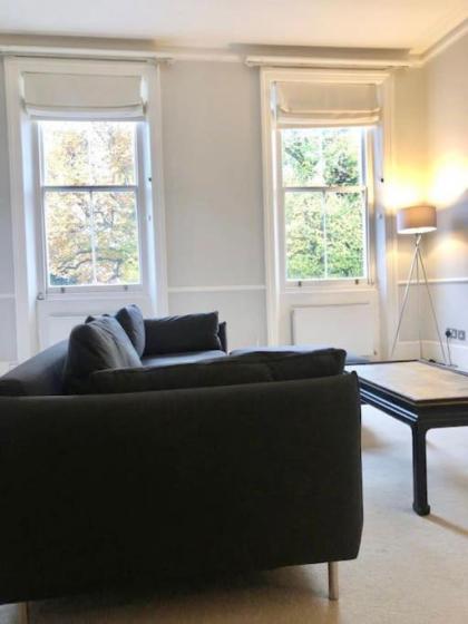 Lovely 2-beds flat in the heart of Knightsbridge - image 3