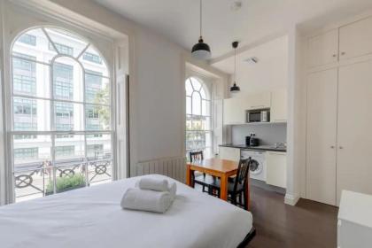 Incredibly Located Studio Flat - Camden Town - image 6