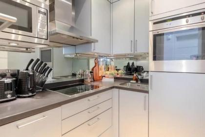 Stylish 1BD Flat 5 Mins to Harrods- Knightsbridge - image 6