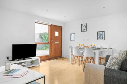 Terrace & King's Cross - City Apartment - image 2