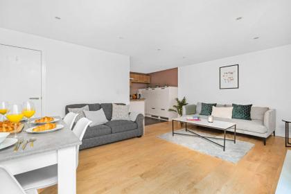 Terrace & King's Cross - City Apartment - image 8