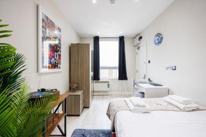 Quality Spitalfields Accommodations - image 19