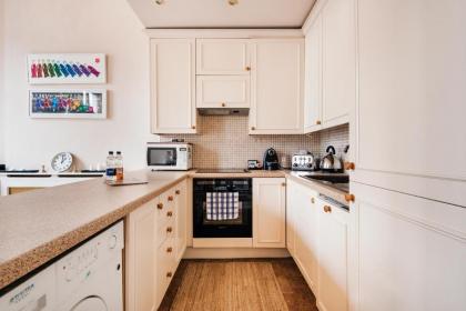 Stunning flat in Notting Hill - image 20