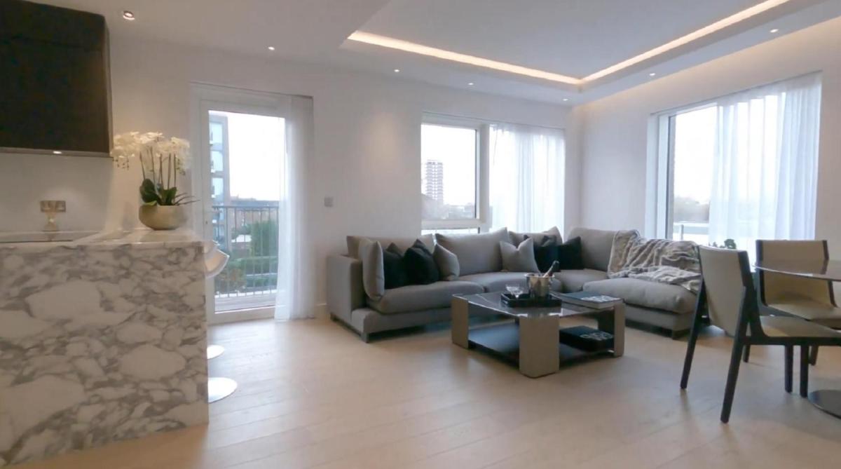 Chelsea Harbour 2-Bed Apartment in London - image 2