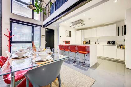 Shoreditch 3-Storey Maisonette - by Living Elite Apartments - image 5