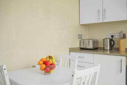 Paddington Station - City Apartment - image 14