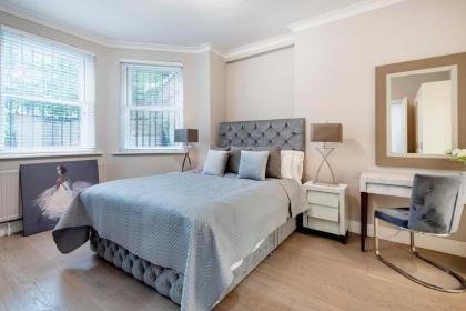 Hampstead Garden Flat-Hosted by Sweetstay - image 15