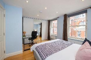 Comfy 2BR Hub in Central Fitzrovia - image 2