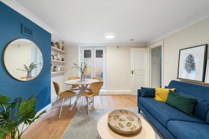 Modern 2 BR near Arsenal Stadium - image 9