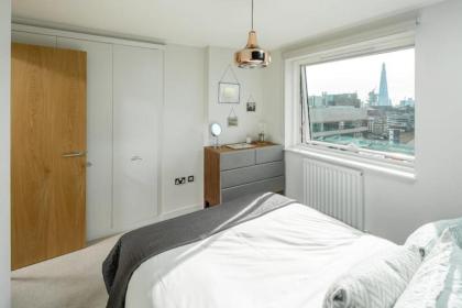 Chic 1 Bedroom Apartment with view of Shard London 