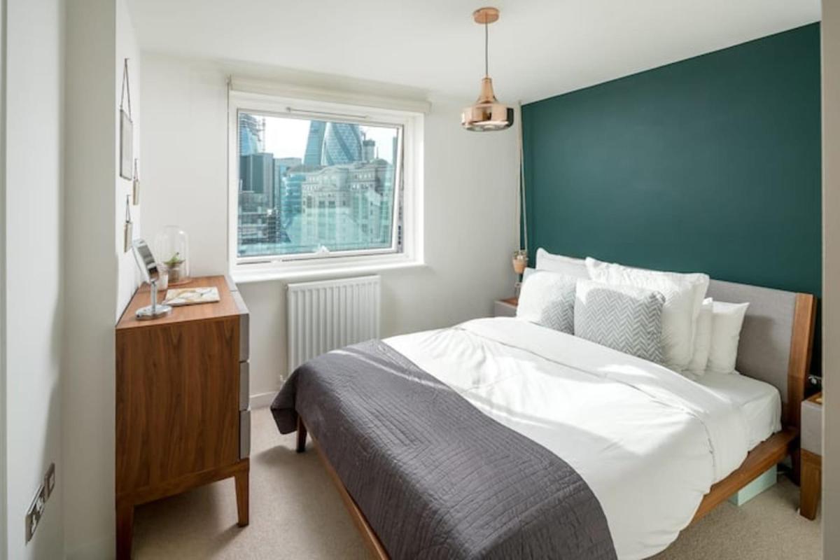 Chic 1 Bedroom Apartment with view of Shard - image 6