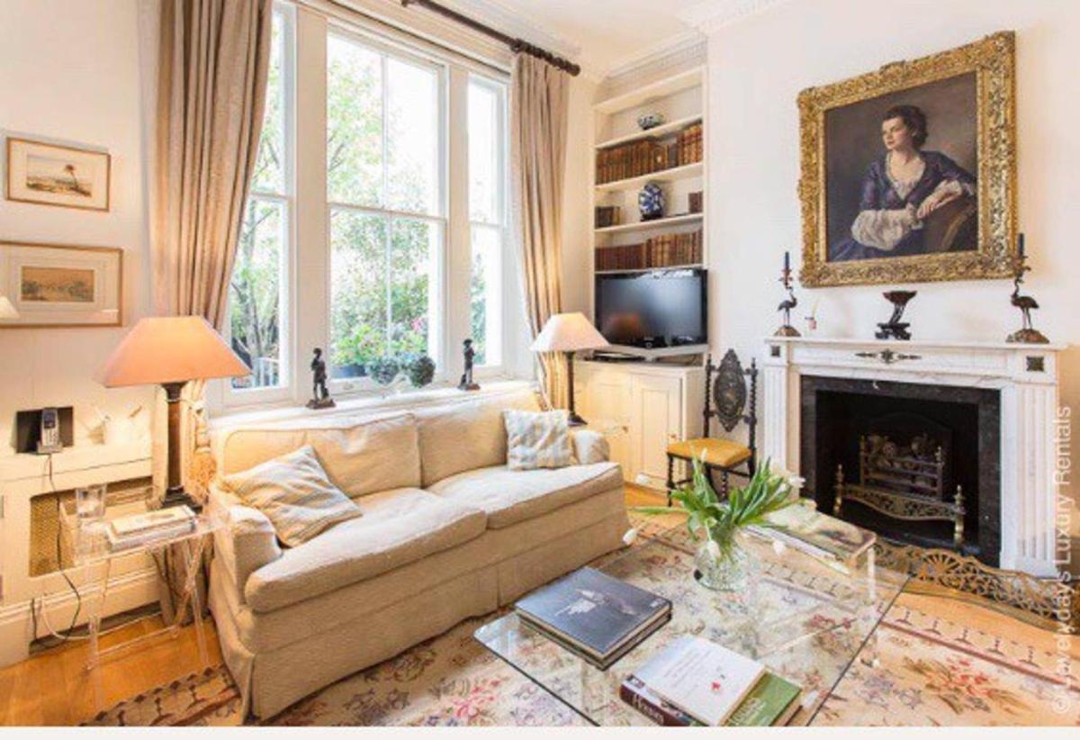 Quintessentially Classy English Apt In Chelsea London - main image