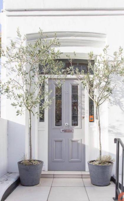 Quintessentially Classy English Apt In Chelsea London - image 17