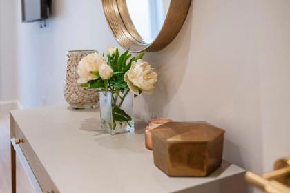 Marble Arch Suite 1-Hosted by Sweetstay - image 20