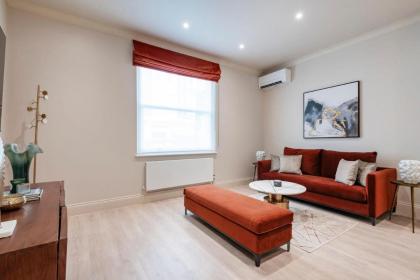 Marble Arch Suite 1-Hosted by Sweetstay - image 4