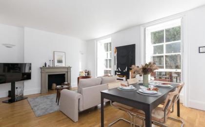 Generously large 1 bedroom apartment in Farringdon - image 19