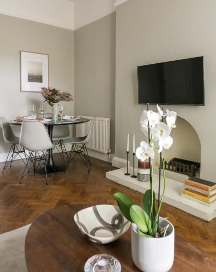 Chic 1 bedroom apartment in Bloomsbury sleeps 4 - image 14