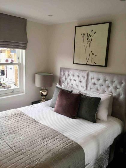 2 Bed Penthouse Serviced Apt South Kensington - image 9