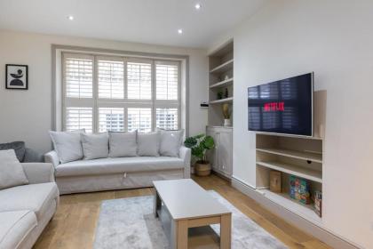 The Notting Hill Residence - 2 BR Apartment Close to Hyde Park - image 2