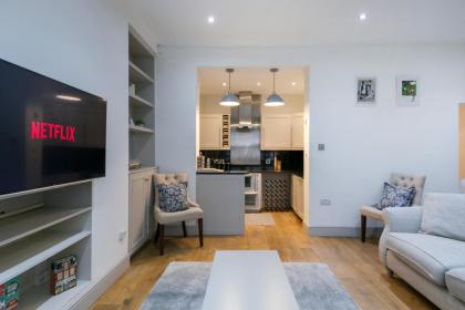 The Notting Hill Residence - 2 BR Apartment Close to Hyde Park - image 20