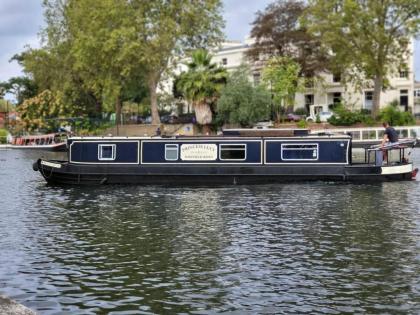 Lovely Historical Canal Boat in London City Centre - image 7